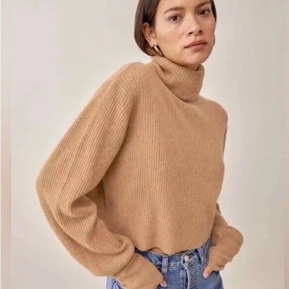 Reformation Luisa Cropped Cashmere Sweater